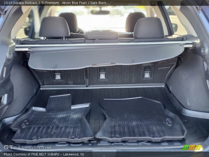 Abyss Blue Pearl / Slate Black 2019 Subaru Outback 2.5i Premium