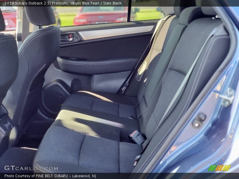 Abyss Blue Pearl / Slate Black 2019 Subaru Outback 2.5i Premium