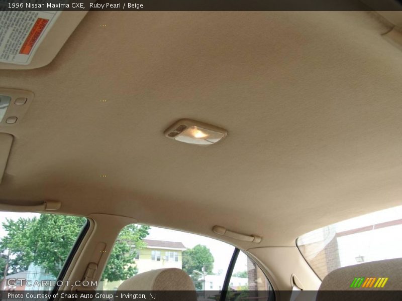 Ruby Pearl / Beige 1996 Nissan Maxima GXE