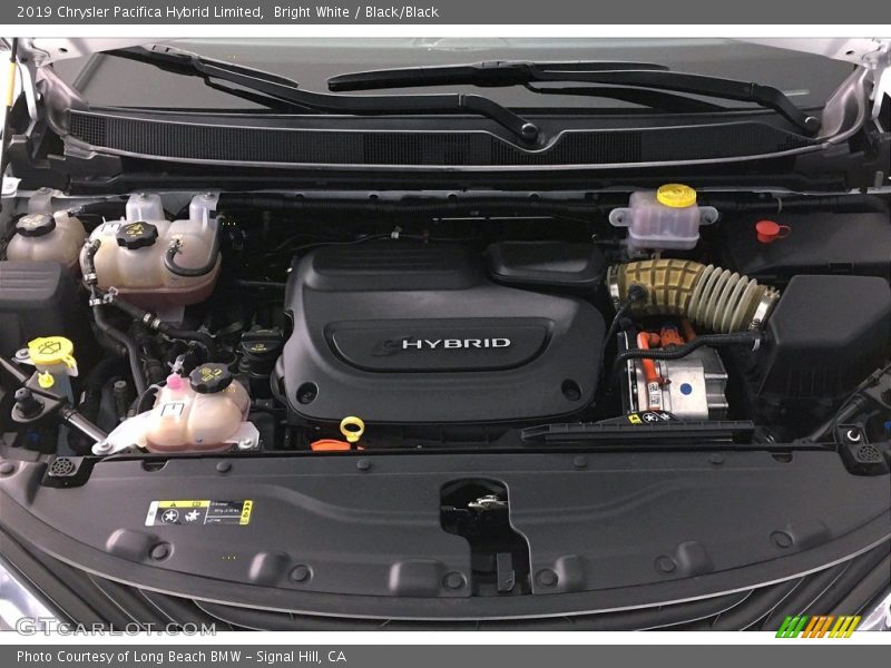 Bright White / Black/Black 2019 Chrysler Pacifica Hybrid Limited