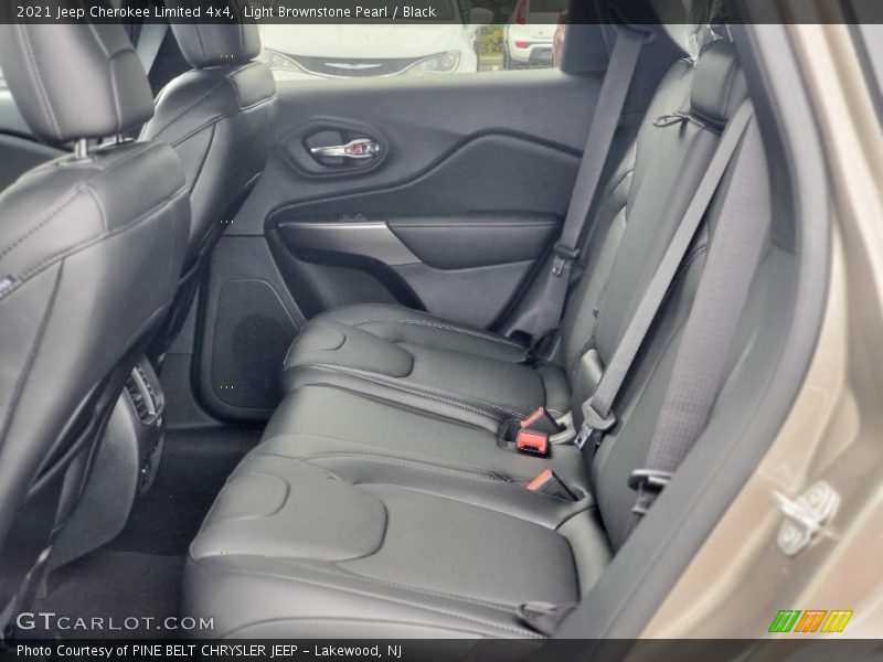 Light Brownstone Pearl / Black 2021 Jeep Cherokee Limited 4x4