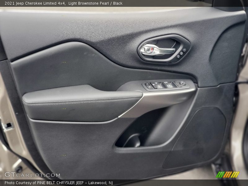 Light Brownstone Pearl / Black 2021 Jeep Cherokee Limited 4x4