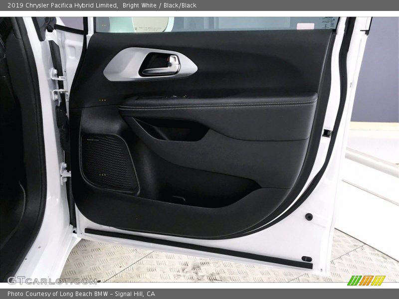 Bright White / Black/Black 2019 Chrysler Pacifica Hybrid Limited