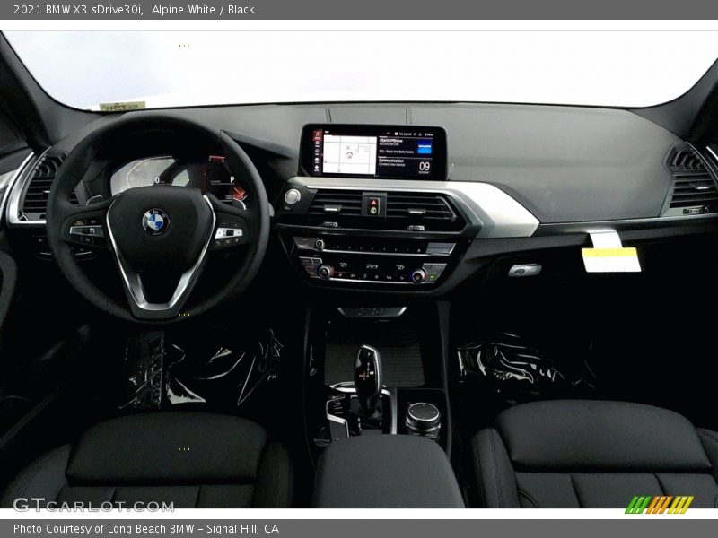 Alpine White / Black 2021 BMW X3 sDrive30i