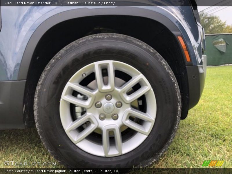  2020 Defender 110 S Wheel