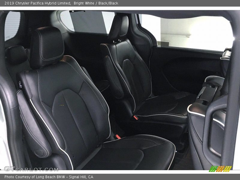 Bright White / Black/Black 2019 Chrysler Pacifica Hybrid Limited