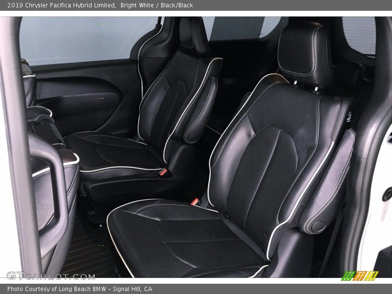 Bright White / Black/Black 2019 Chrysler Pacifica Hybrid Limited