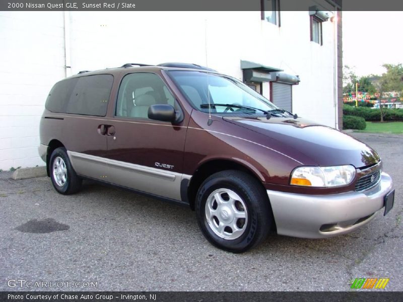 Sunset Red / Slate 2000 Nissan Quest GLE