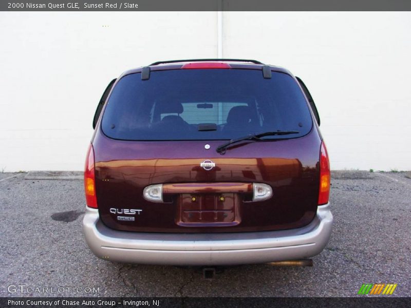 Sunset Red / Slate 2000 Nissan Quest GLE