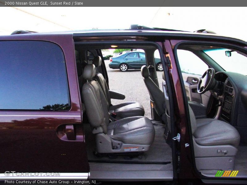 Sunset Red / Slate 2000 Nissan Quest GLE