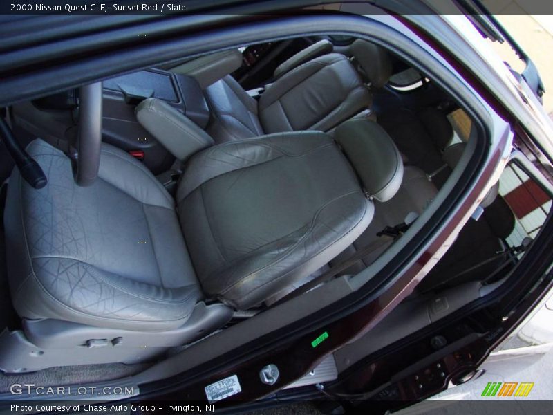 Sunset Red / Slate 2000 Nissan Quest GLE