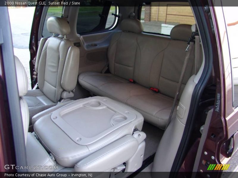 Sunset Red / Slate 2000 Nissan Quest GLE