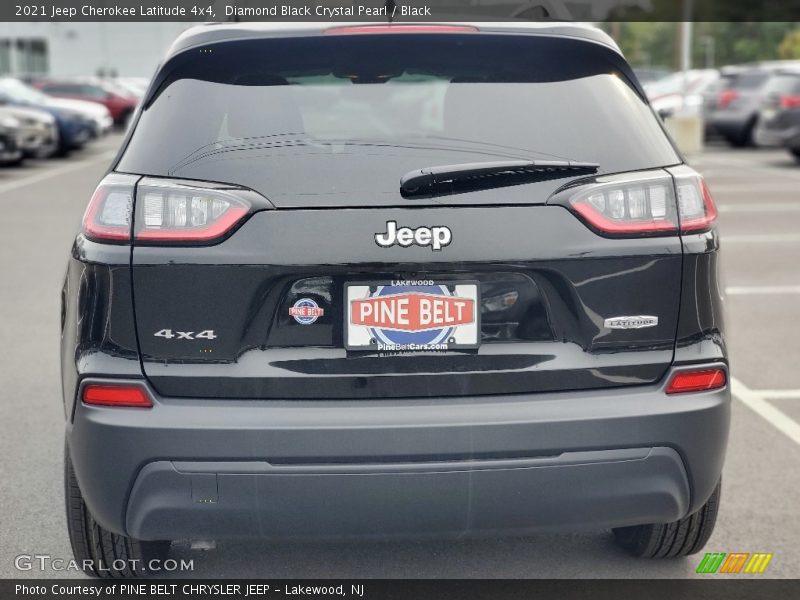 Diamond Black Crystal Pearl / Black 2021 Jeep Cherokee Latitude 4x4