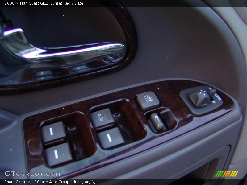 Sunset Red / Slate 2000 Nissan Quest GLE