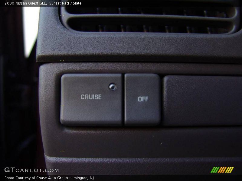 Sunset Red / Slate 2000 Nissan Quest GLE