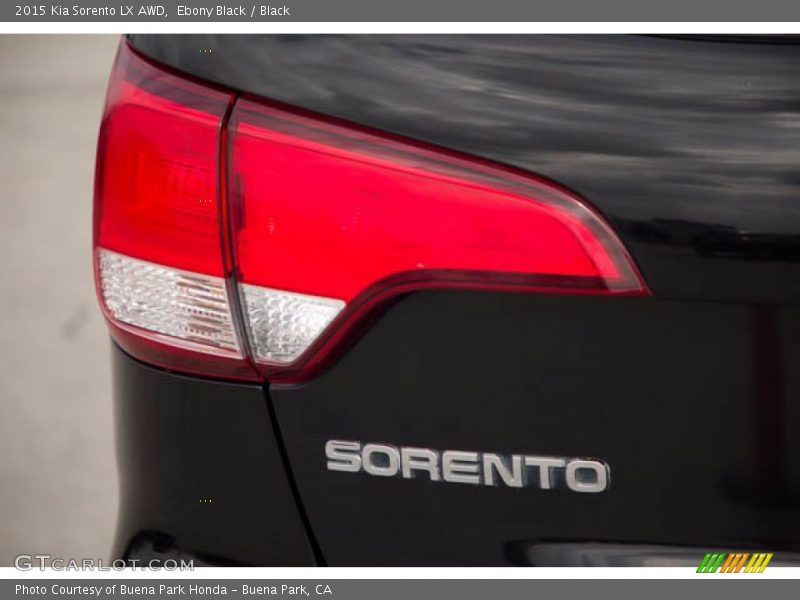  2015 Sorento LX AWD Logo