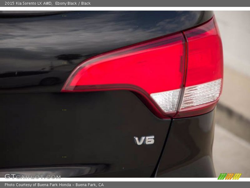  2015 Sorento LX AWD Logo