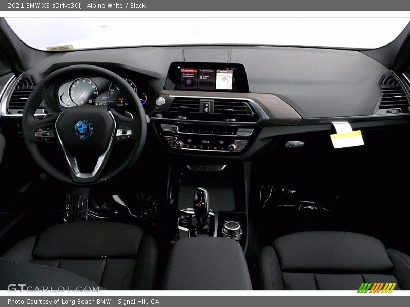 Alpine White / Black 2021 BMW X3 sDrive30i