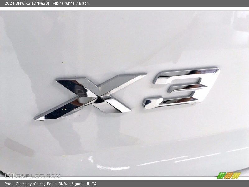 Alpine White / Black 2021 BMW X3 sDrive30i