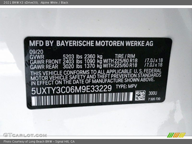 Alpine White / Black 2021 BMW X3 sDrive30i