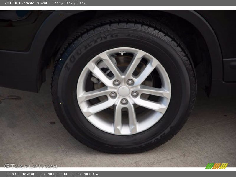  2015 Sorento LX AWD Wheel