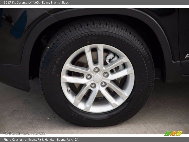  2015 Sorento LX AWD Wheel
