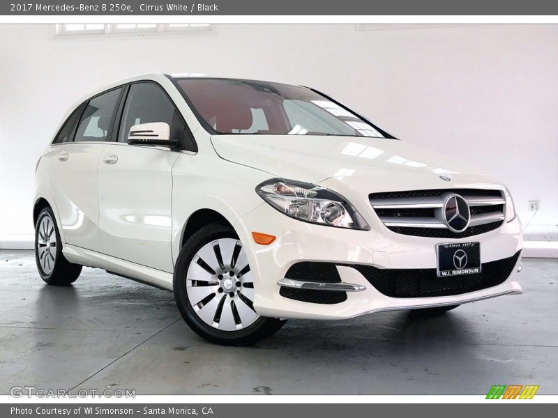 Cirrus White / Black 2017 Mercedes-Benz B 250e