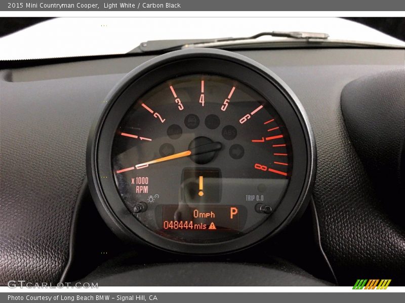 Light White / Carbon Black 2015 Mini Countryman Cooper
