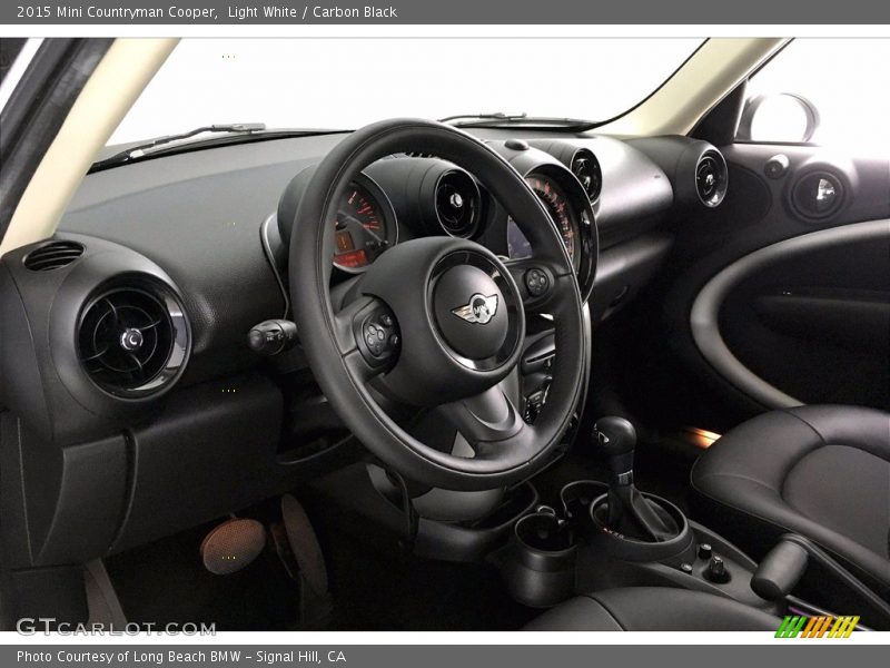 Light White / Carbon Black 2015 Mini Countryman Cooper