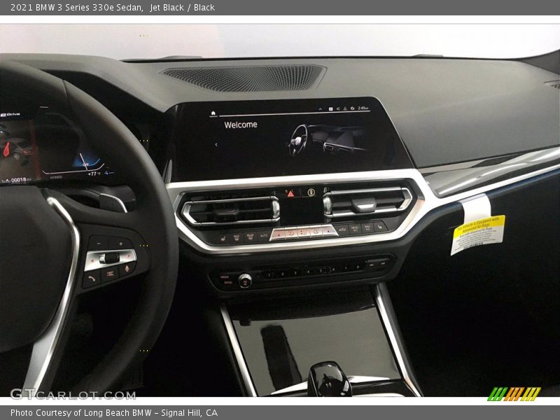 Jet Black / Black 2021 BMW 3 Series 330e Sedan