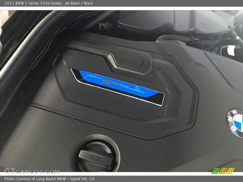  2021 3 Series 330e Sedan Logo