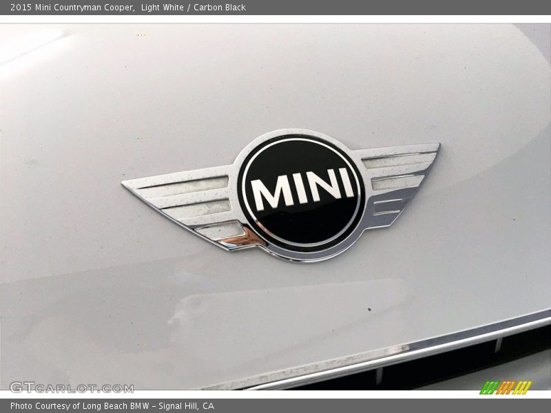 Light White / Carbon Black 2015 Mini Countryman Cooper