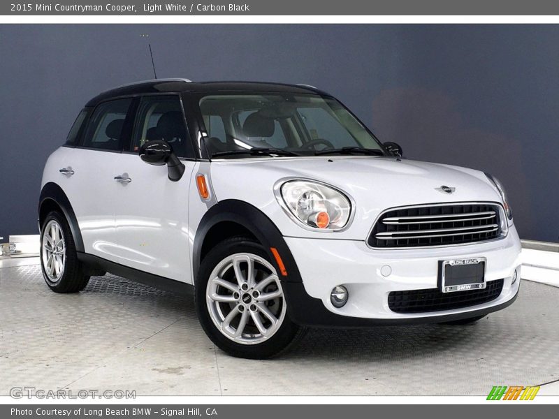 Light White / Carbon Black 2015 Mini Countryman Cooper