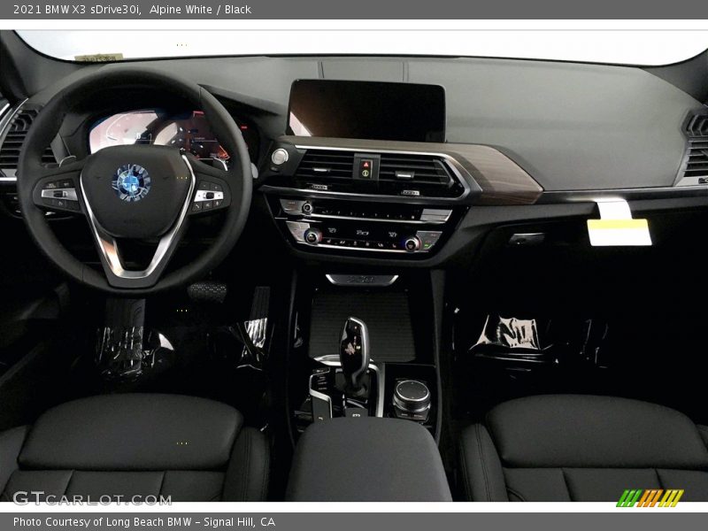 Dashboard of 2021 X3 sDrive30i