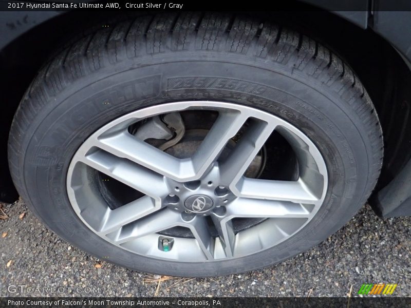 Circuit Silver / Gray 2017 Hyundai Santa Fe Ultimate AWD