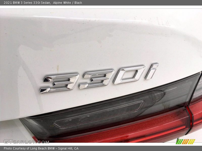  2021 3 Series 330i Sedan Logo