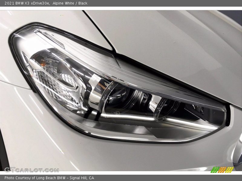 Alpine White / Black 2021 BMW X3 xDrive30e