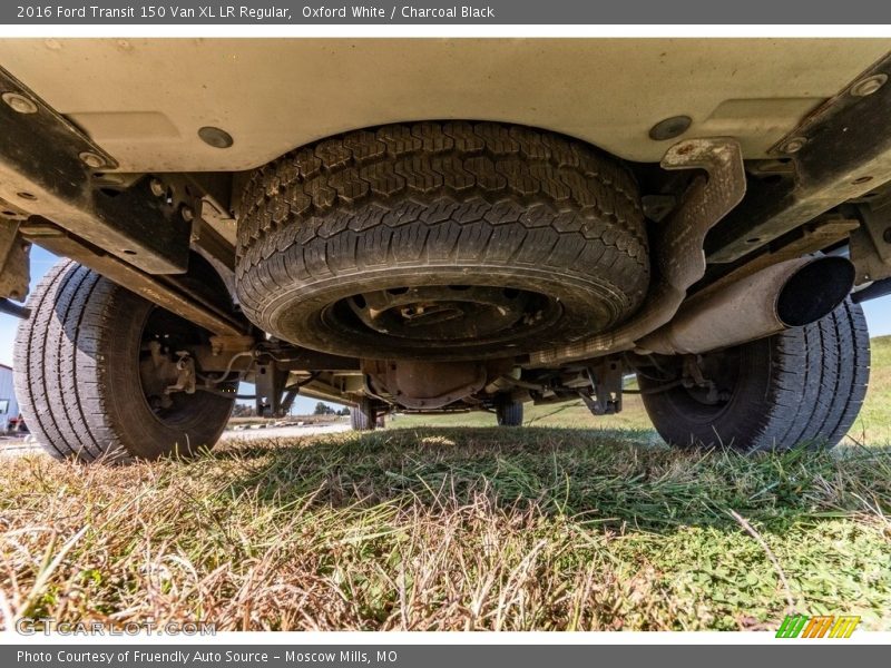 Oxford White / Charcoal Black 2016 Ford Transit 150 Van XL LR Regular
