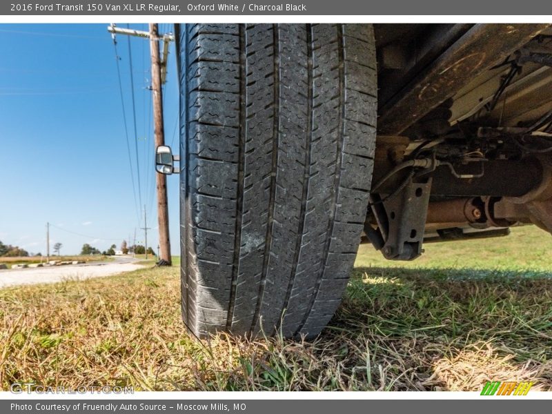 Oxford White / Charcoal Black 2016 Ford Transit 150 Van XL LR Regular