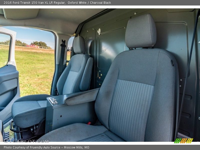 Oxford White / Charcoal Black 2016 Ford Transit 150 Van XL LR Regular