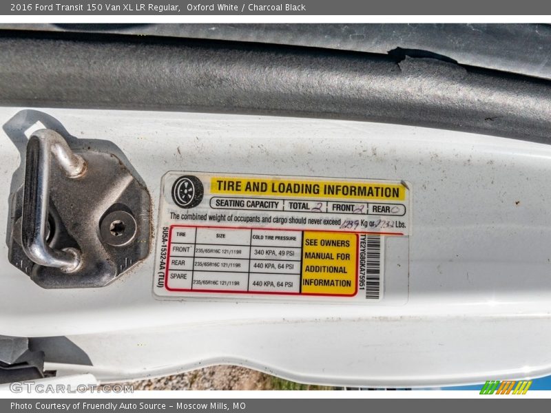 Oxford White / Charcoal Black 2016 Ford Transit 150 Van XL LR Regular