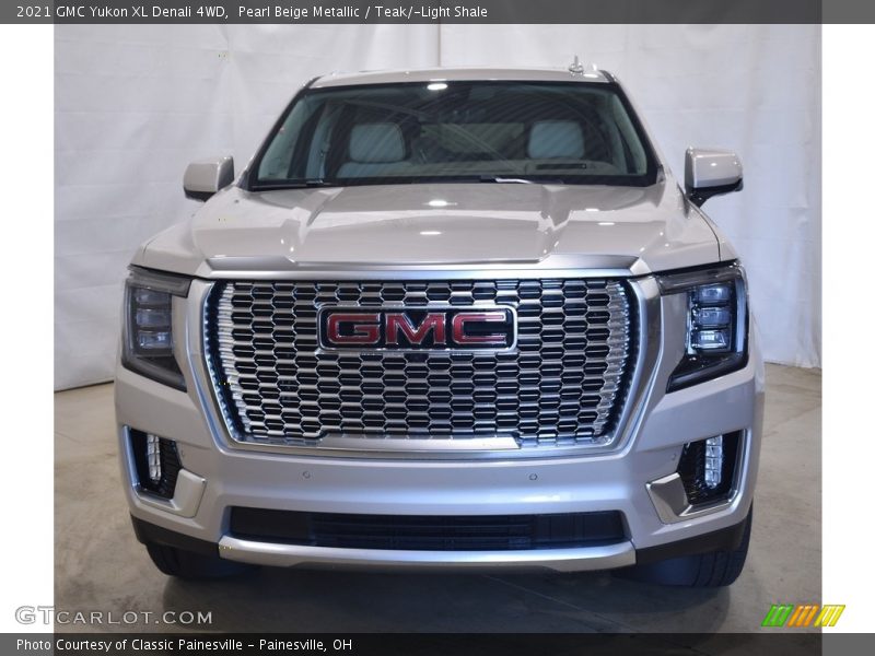Pearl Beige Metallic / Teak/­Light Shale 2021 GMC Yukon XL Denali 4WD