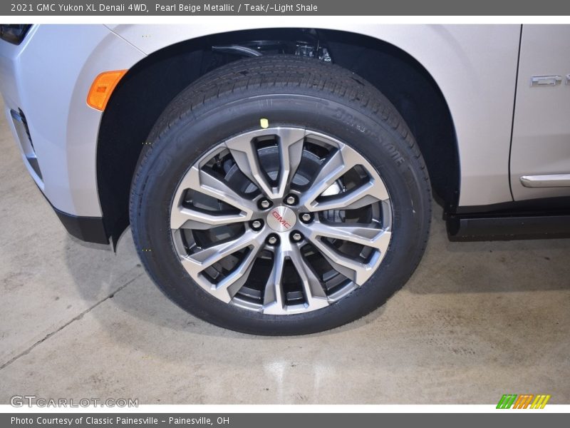 Pearl Beige Metallic / Teak/­Light Shale 2021 GMC Yukon XL Denali 4WD