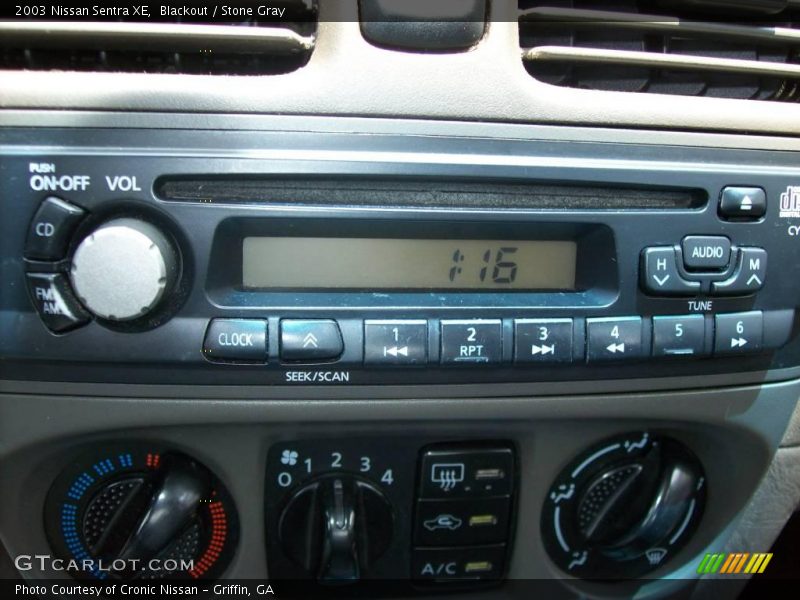 Blackout / Stone Gray 2003 Nissan Sentra XE