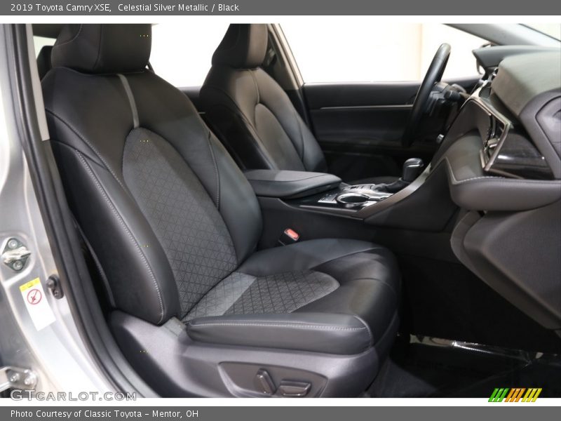 Celestial Silver Metallic / Black 2019 Toyota Camry XSE
