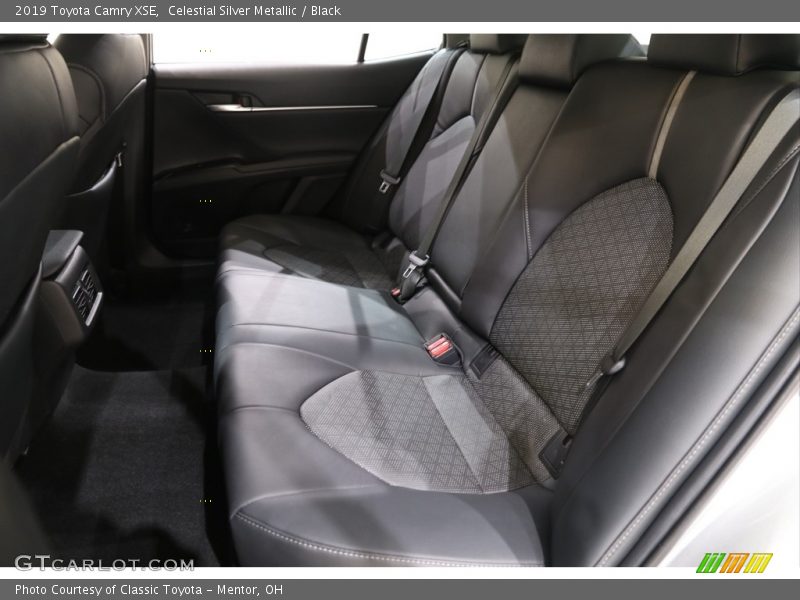 Celestial Silver Metallic / Black 2019 Toyota Camry XSE