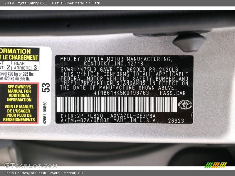 Celestial Silver Metallic / Black 2019 Toyota Camry XSE