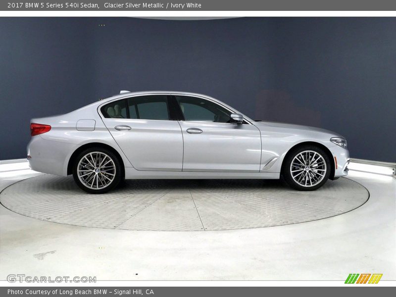 Glacier Silver Metallic / Ivory White 2017 BMW 5 Series 540i Sedan