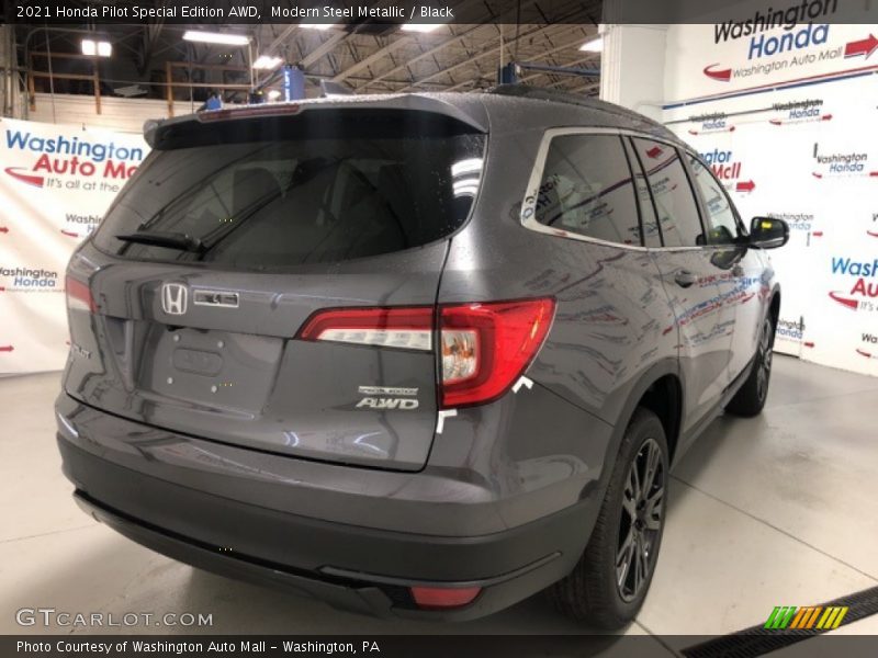 Modern Steel Metallic / Black 2021 Honda Pilot Special Edition AWD