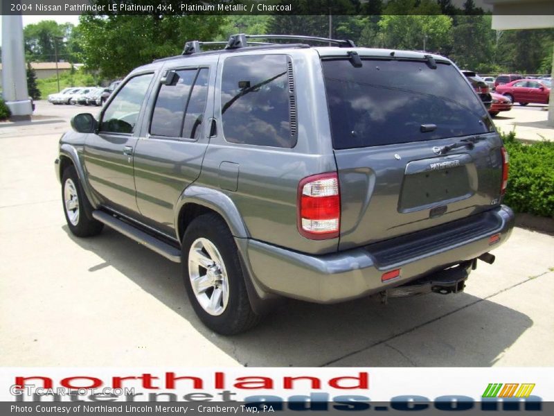 Platinum Metallic / Charcoal 2004 Nissan Pathfinder LE Platinum 4x4